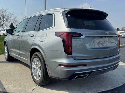 Argent Silver Metallic 2025 Cadillac XT6 Luxury AWD