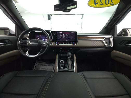 2024 GMC Canyon Denali