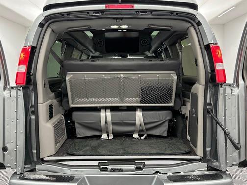 2025 GMC Savana 2500 Work Van