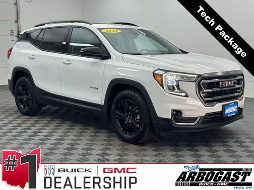 Summit White 2022 GMC Terrain AWD AT4