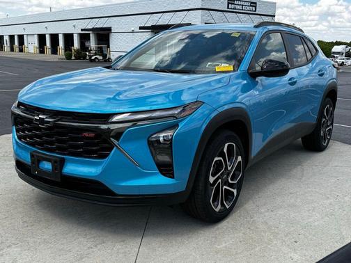 Marina Blue Metallic 2025 Chevrolet Trax FWD 2RS