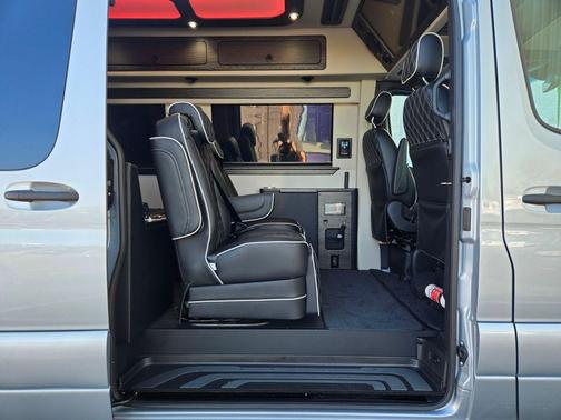 2025 Mercedes-Benz Sprinter 2500 Standard Roof
