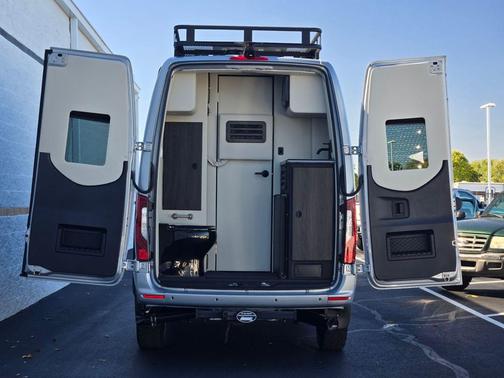 2026 Mercedes-Benz Sprinter 2500 Standard Roof