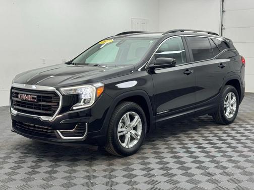 Ebony Twilight Metallic 2022 GMC Terrain SLE