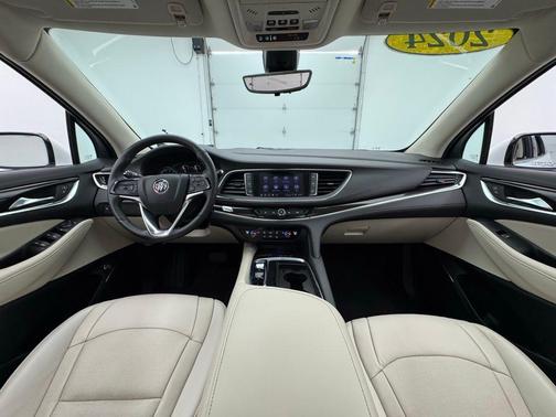 2024 Buick Enclave Essence AWD
