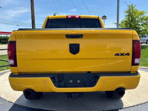 Stinger Yellow Clear Coat 2016 RAM 1500 Sport