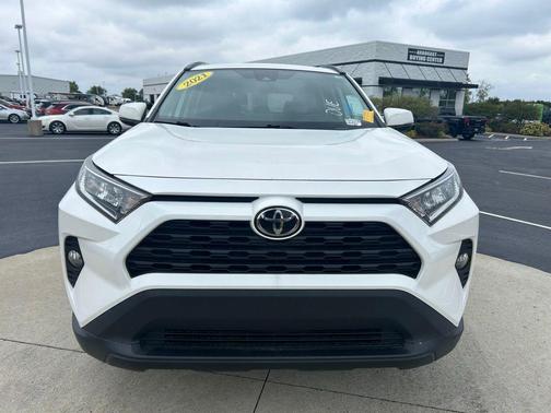 2021 Toyota RAV4 XLE
