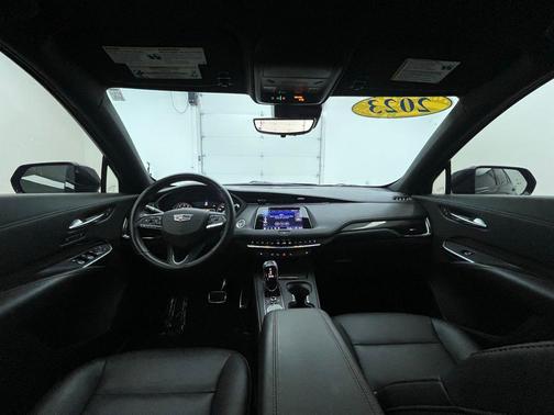 2023 Cadillac XT4 Sport