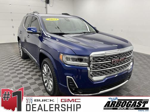 2023 GMC Acadia Denali