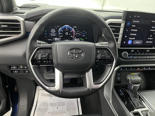 2022 Toyota Tundra Hybrid Platinum