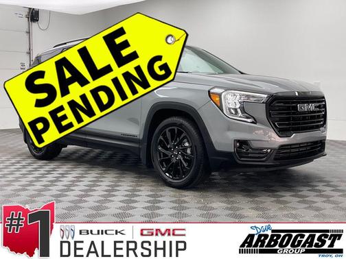 Sterling Metallic 2023 GMC Terrain SLT