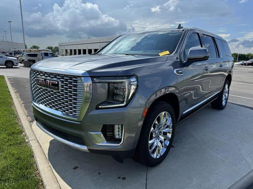 2022 GMC Yukon XL Denali