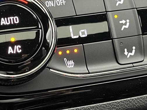 2025 Buick Envista Sport Touring FWD