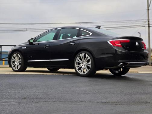 2018 Buick LaCrosse Avenir