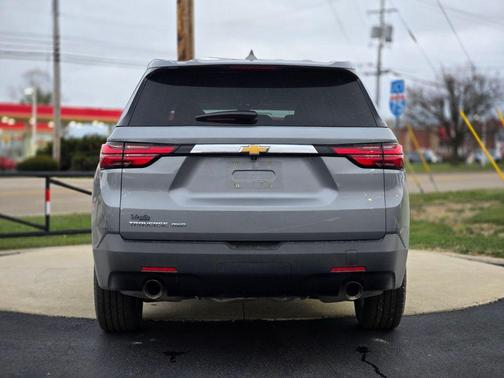 2023 Chevrolet Traverse LS