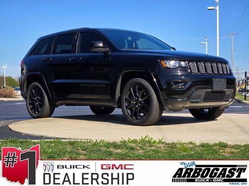 2022 Jeep Grand Cherokee Laredo