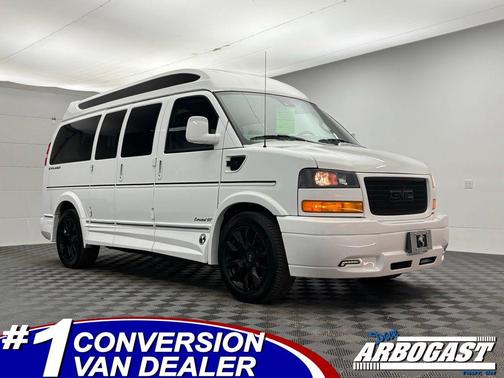 2025 GMC Savana 2500 Work Van