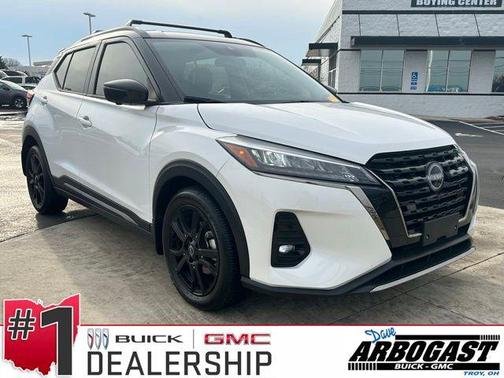 2024 Nissan Kicks SR