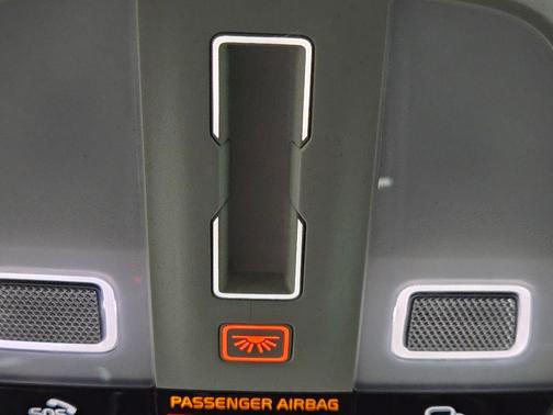 2025 Volvo V60 Cross Country Plus, B5 AWD Gas (mild hybrid)