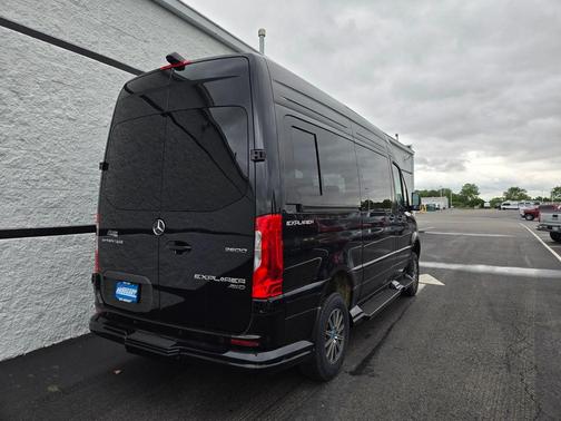 2024 Mercedes-Benz Sprinter 2500 Standard Roof