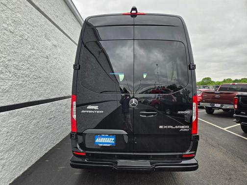 2024 Mercedes-Benz Sprinter 2500 Standard Roof