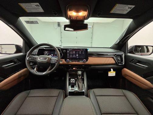 Volcanic Red Tintcoat 2026 GMC Canyon AT4