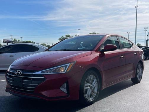 Scarlet Red Pearl 2020 Hyundai ELANTRA Value Edition