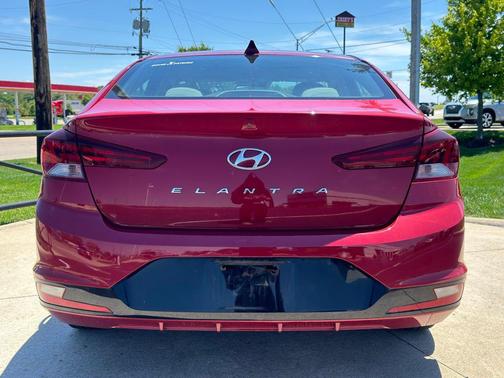 Scarlet Red Pearl 2020 Hyundai ELANTRA Value Edition