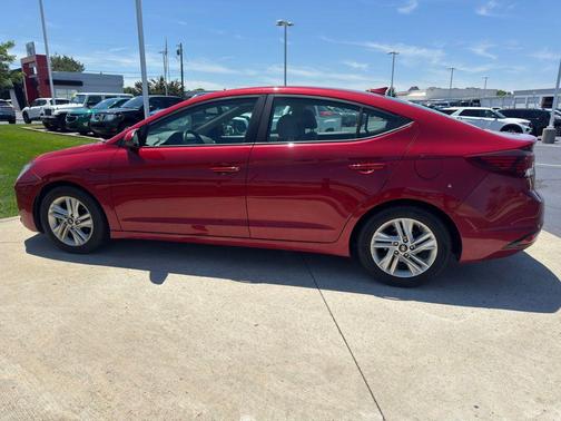 Scarlet Red Pearl 2020 Hyundai ELANTRA Value Edition