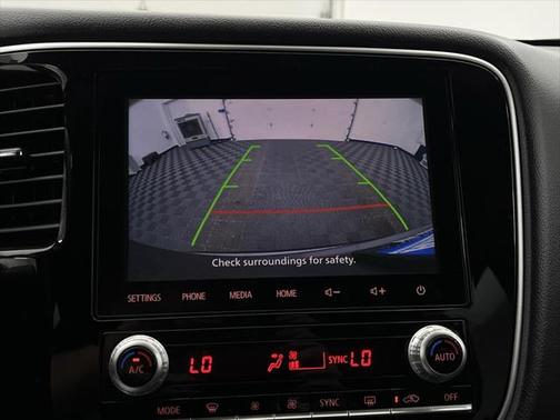 2020 Mitsubishi Outlander SE