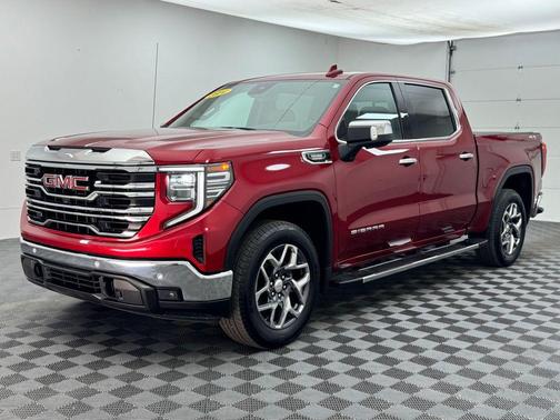 Volcanic Red Tintcoat 2024 GMC Sierra 1500 SLT