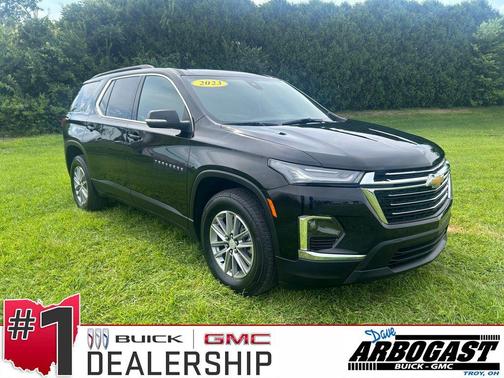 2023 Chevrolet Traverse LT Cloth