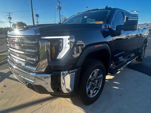 2025 GMC Sierra 2500 SLT