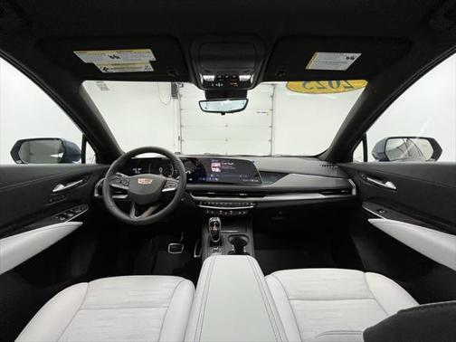 2025 Cadillac XT4 Sport