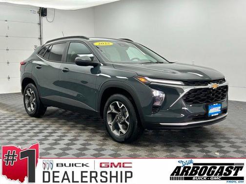 2025 Chevrolet Trax LT