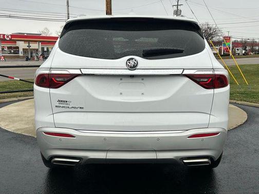 2023 Buick Enclave Essence FWD