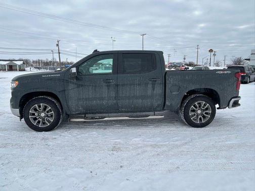 2025 Chevrolet Silverado 1500 LT