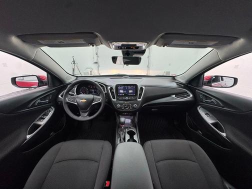2024 Chevrolet Malibu FWD RS