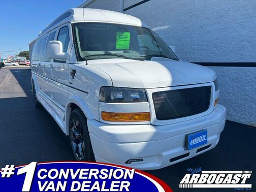 2025 GMC Savana 2500 Work Van