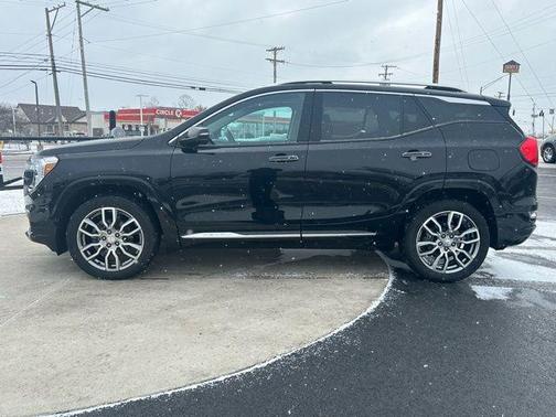 2022 GMC Terrain Denali