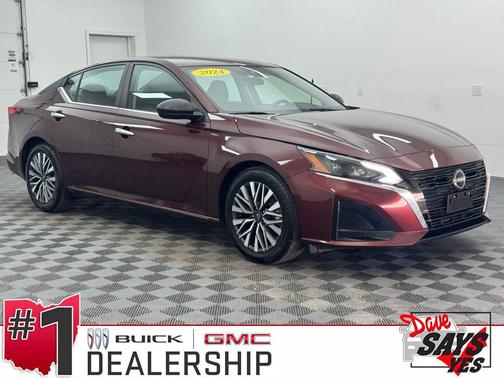 Garnet Pearl Metallic 2024 Nissan Altima 2.5 SV