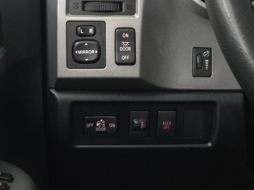 2013 Toyota Tundra Grade