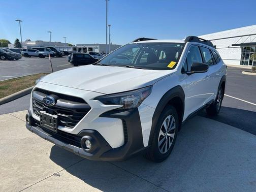2023 Subaru Outback Base