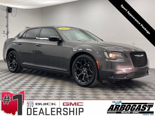 Granite Crystal Metallic Clearcoat 2019 Chrysler 300 Touring