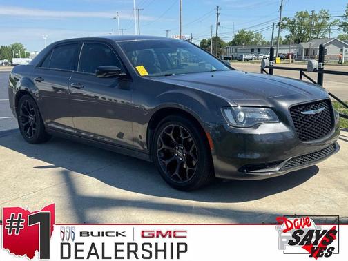 Granite Crystal Metallic Clearcoat 2019 Chrysler 300 Touring