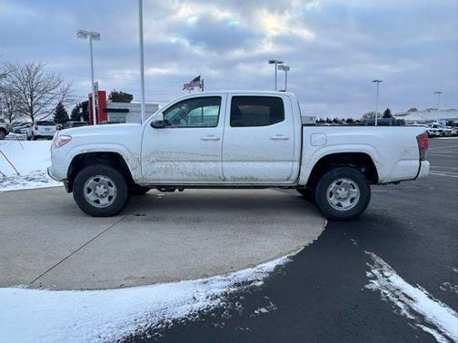 2023 Toyota Tacoma SR
