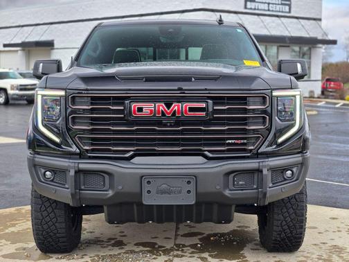 2025 GMC Sierra 1500 AT4X