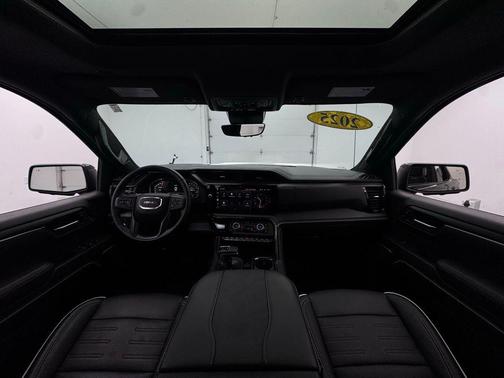2025 GMC Sierra 1500 AT4X