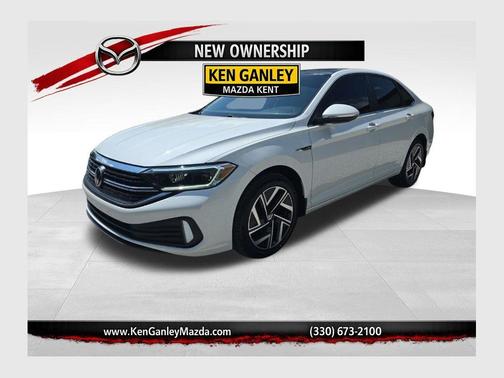 Opal White Pearl Effect 2023 Volkswagen Jetta 1.5T SEL