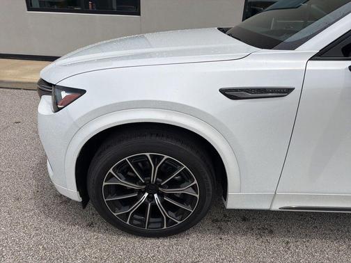 Rhodium White Premium 2026 Mazda CX-70 3.3 Turbo S Premium Plus Package